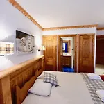 Ancolies Apartahotel