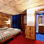 Apartahotel Ancolies