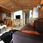 Ancolies Apartahotel