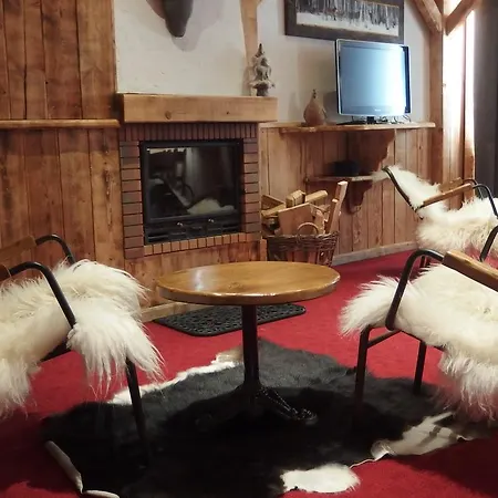 Ancolies Aparthotel 4*