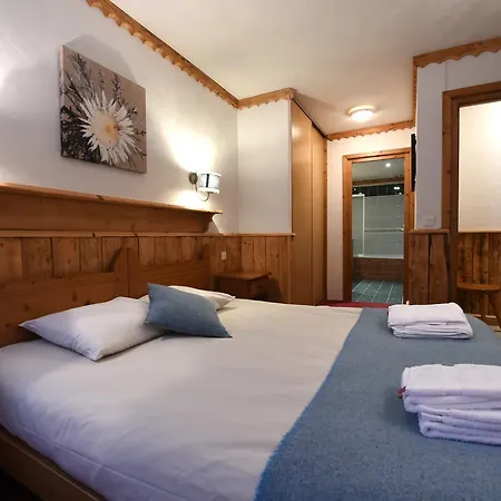 Ancolies 4* ואל טורנס